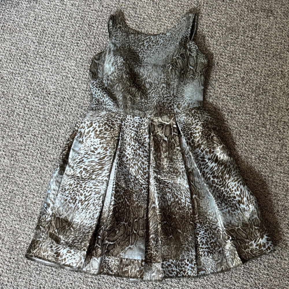 Taylor Chic Brown and Gray Wedding Dress